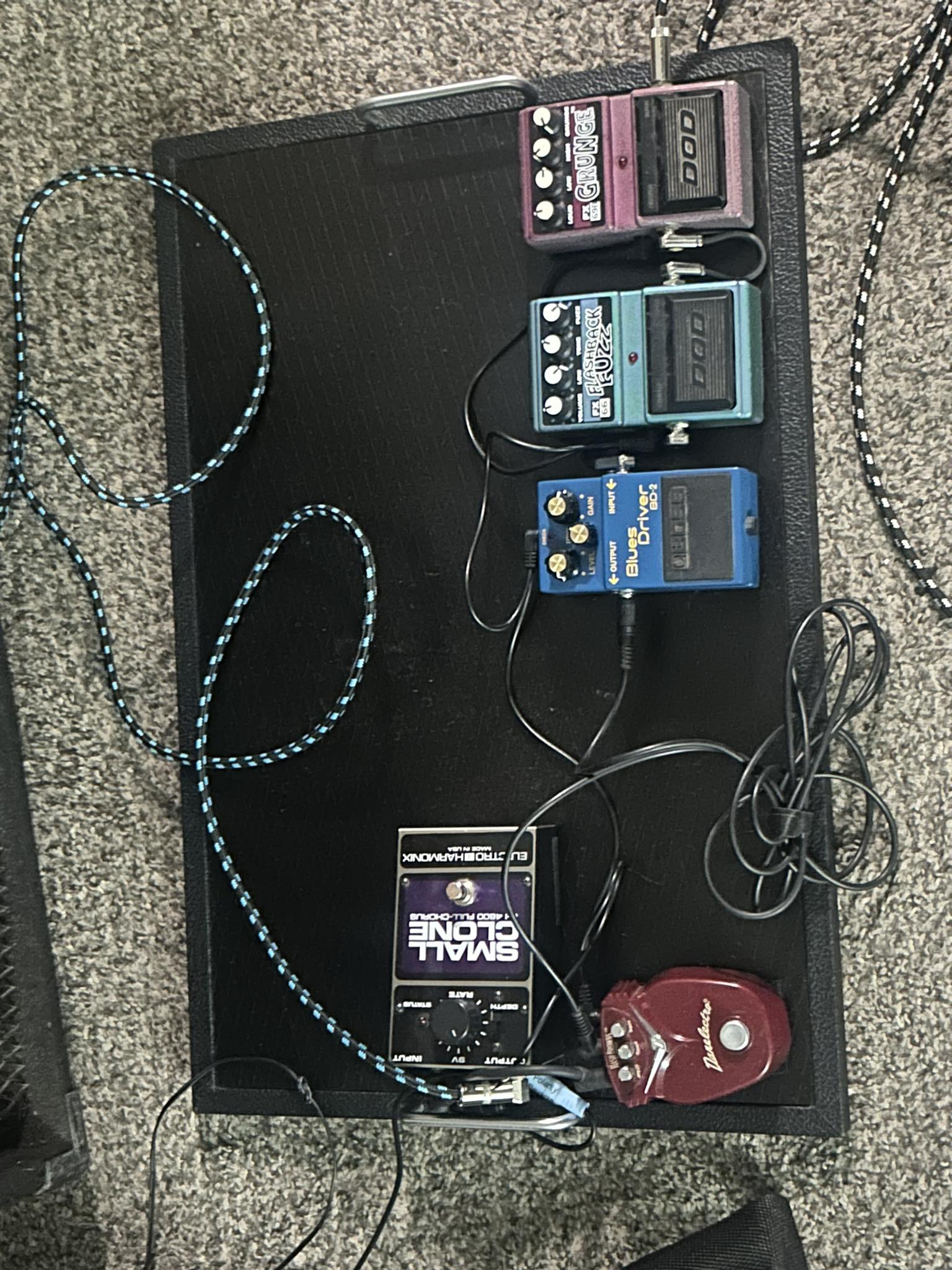 Hey guys does anyone here use the zvex fuzz factory for noise rock