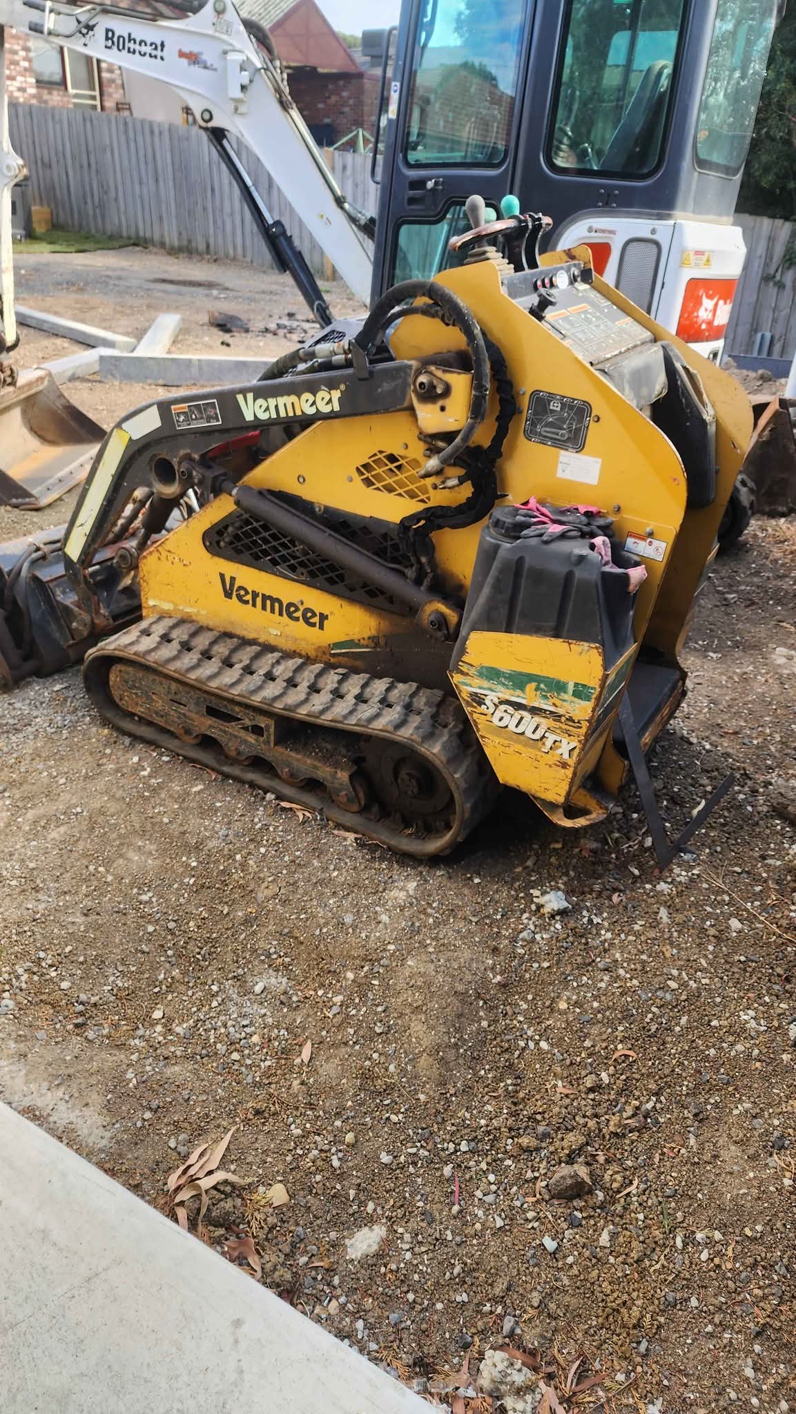 Vermeer s600tx mini skid steer loader - Lawn Mowers - Melbourne ...