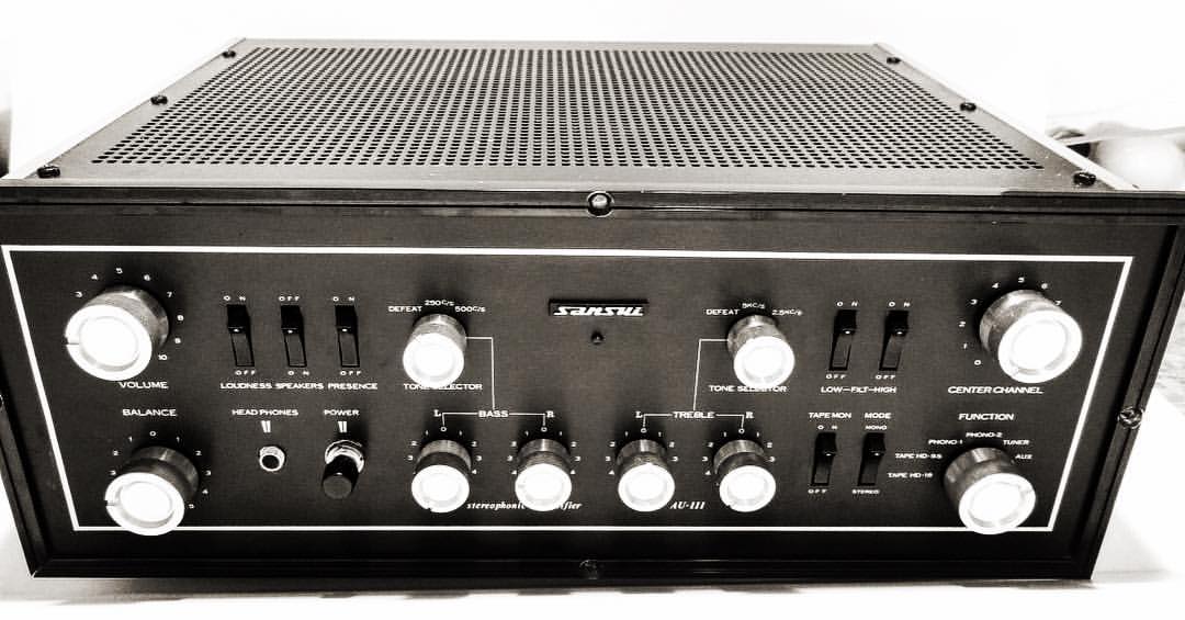 Sansui AU-111 integrated amp with phono. Sansui's masterpiece in