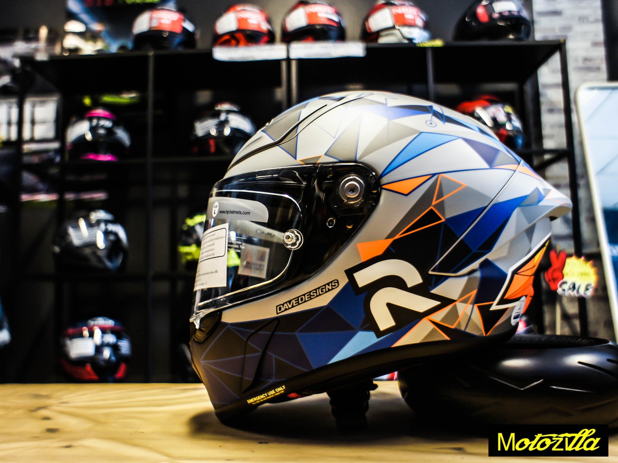 Motozilla - หมวกกันน็อค HJC รุ่น RPHA1 ราคา 32,900 บาท แถมฟรี! อุปกรณ์ ...