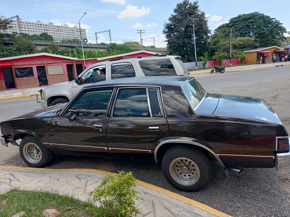 en-venta-malib-cl-sico-cars-trucks-charallave-miranda