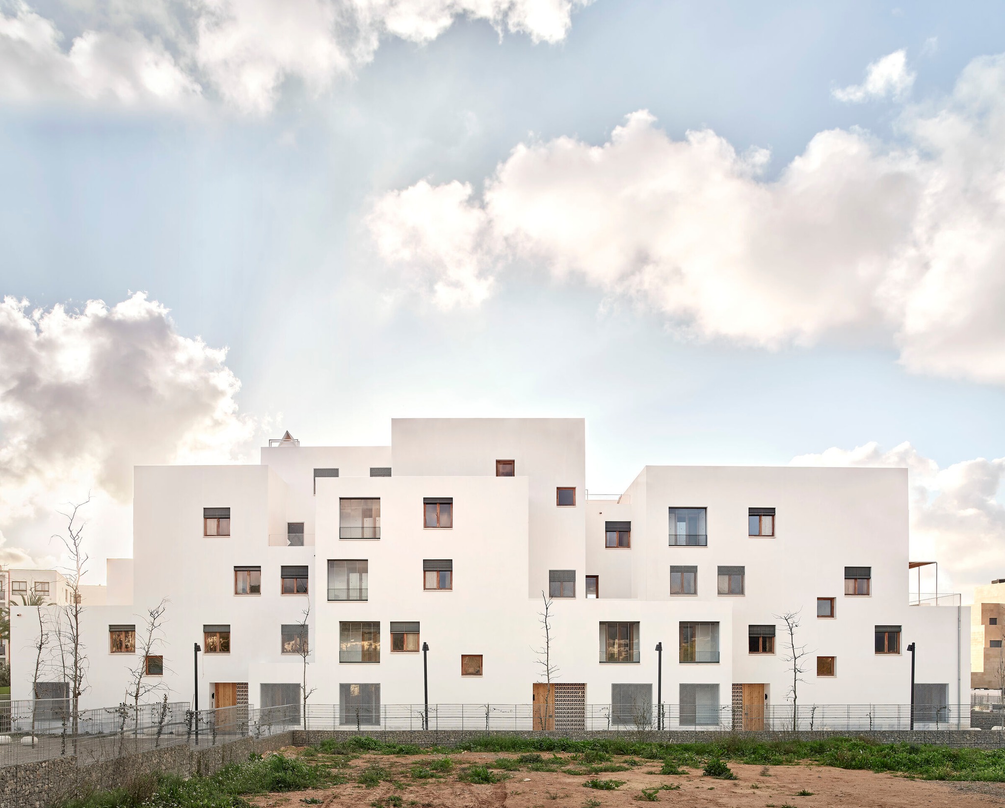 Archello.com - This low-carbon housing by Peris+Toral.arquitectes uses ...