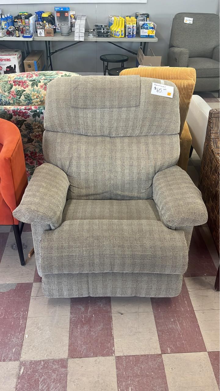 Habitat - SOLD SOLD SOLD Rocker recliner $65 | Facebook
