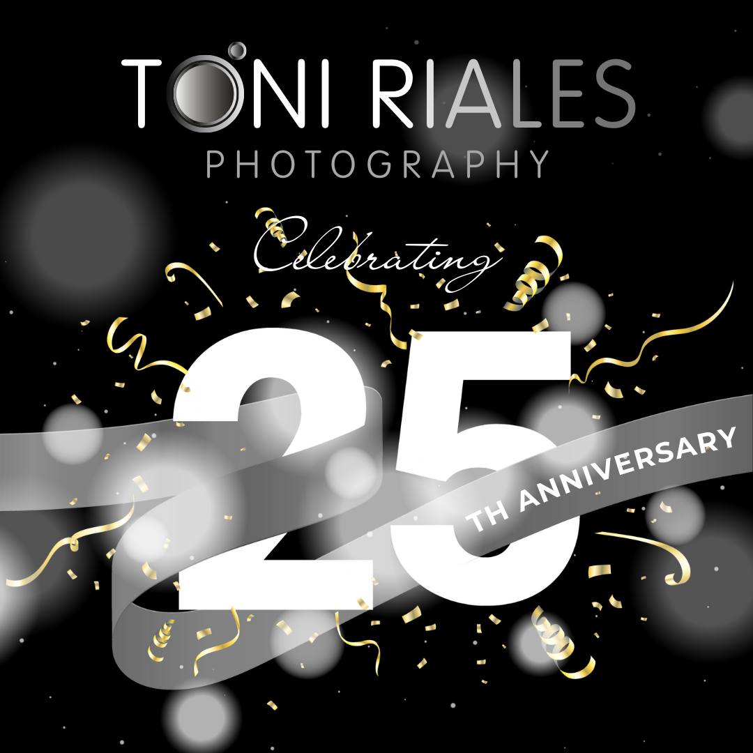 Toni Riales, Photographer