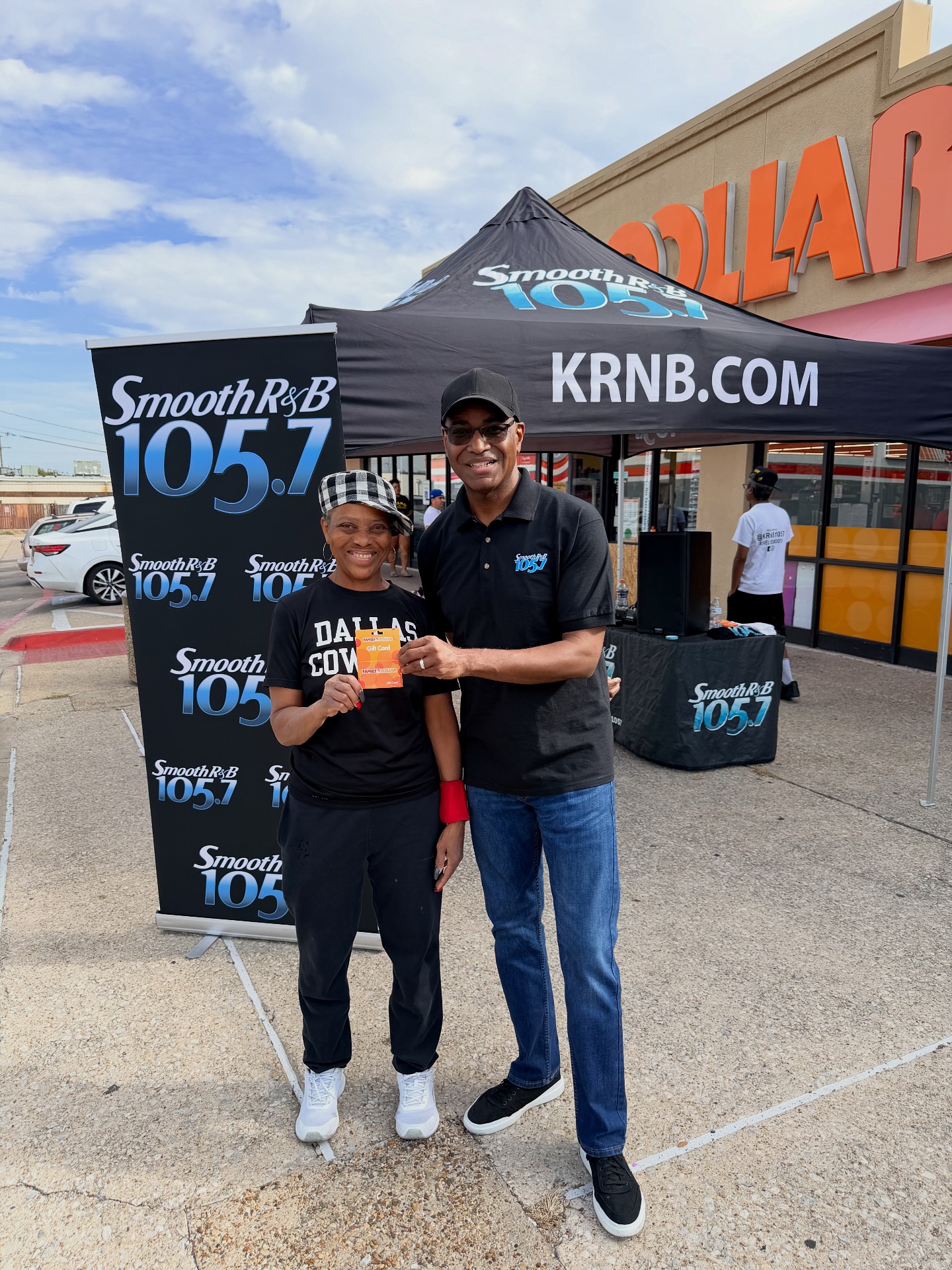 Smooth R&B 105.7 added a new photo. - Smooth R&B 105.7