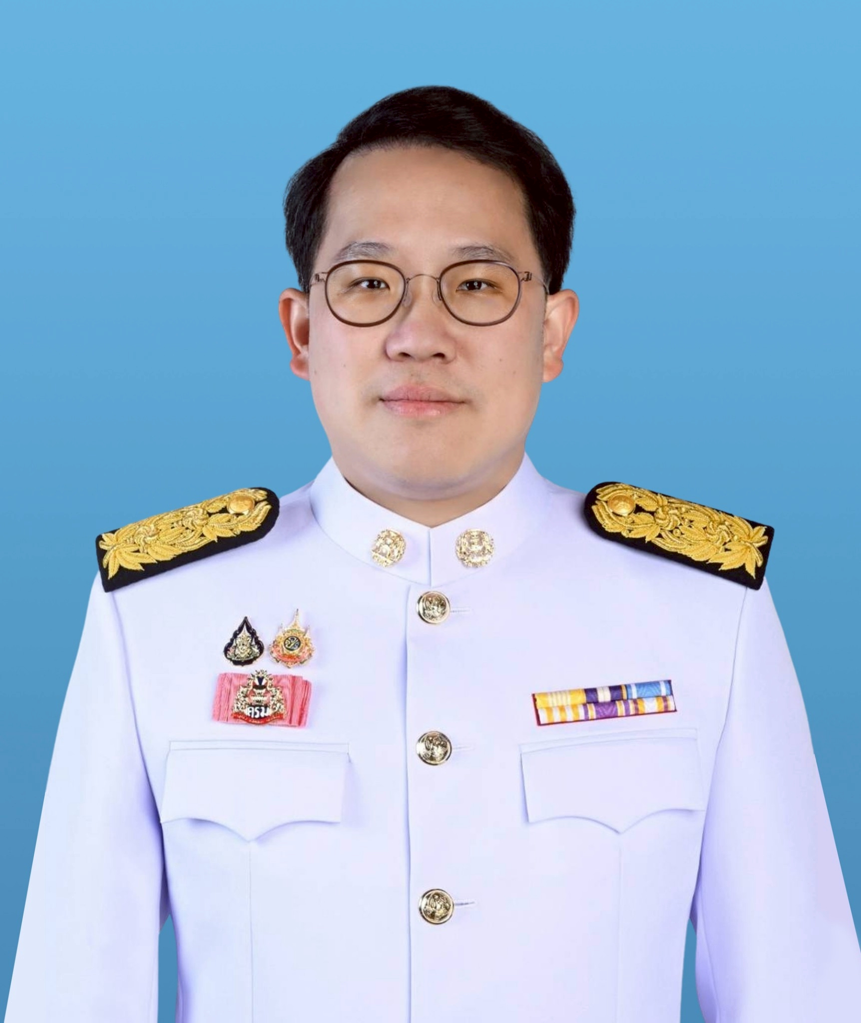 ไทยคู่ฟ้า - นายพัฒนา พร้อมพัฒน์ Mr. Pattana Promphat รัฐมนตรีว่าการ ...