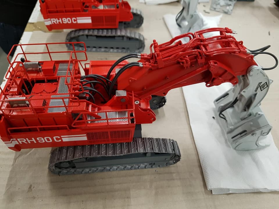 KPS Models - Won’t be long now till the RH 90 Face Shovel,...