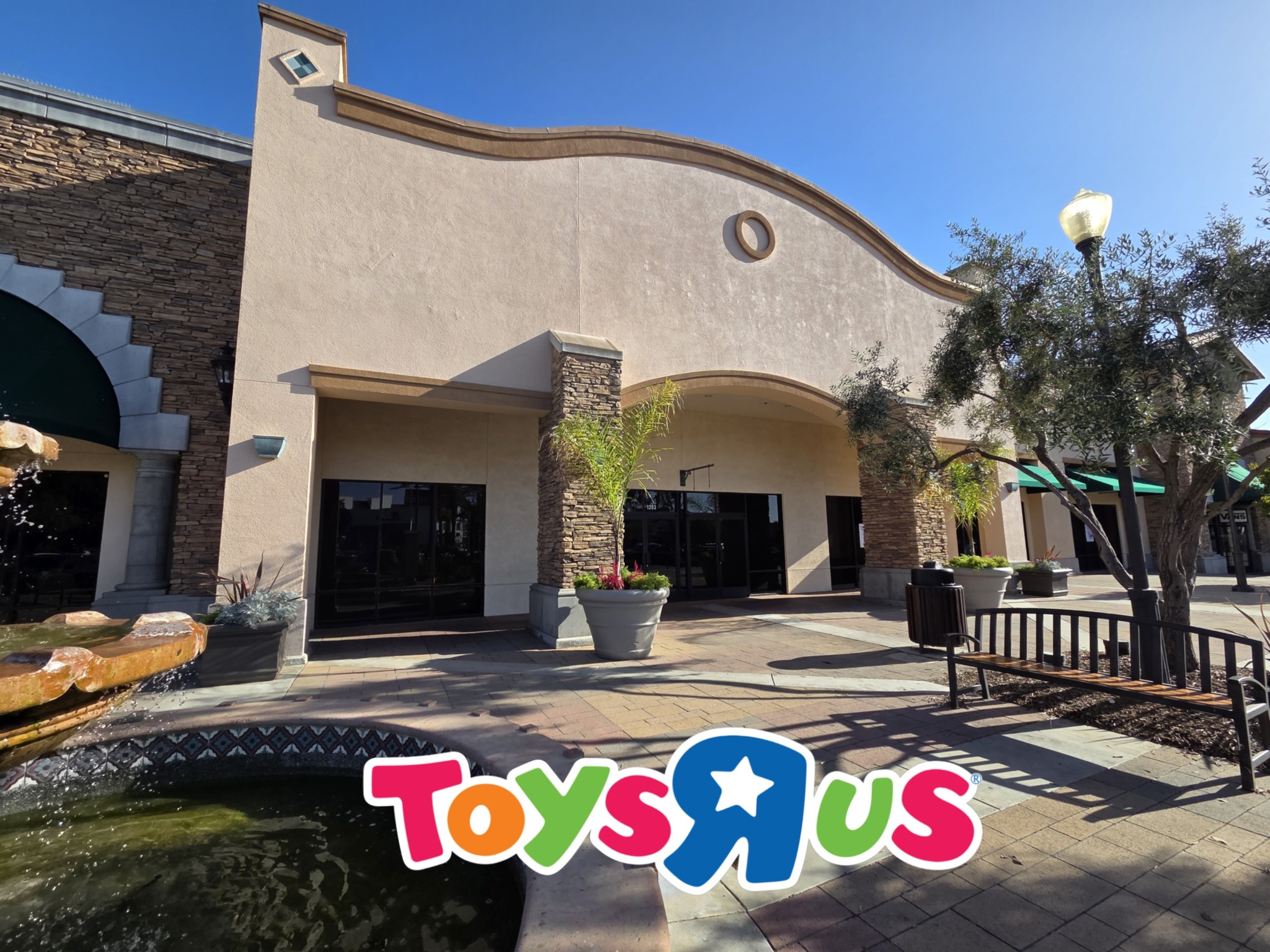 A 14,000 sq ft Toys 