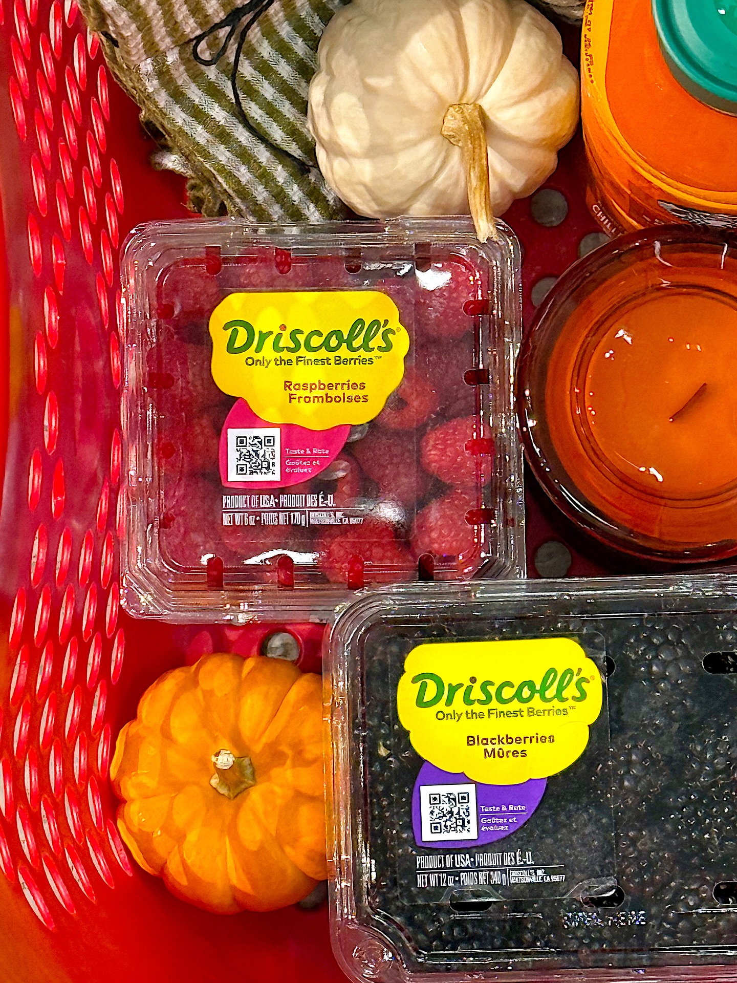 If you needed a sign to grab Driscoll's berries at @publix