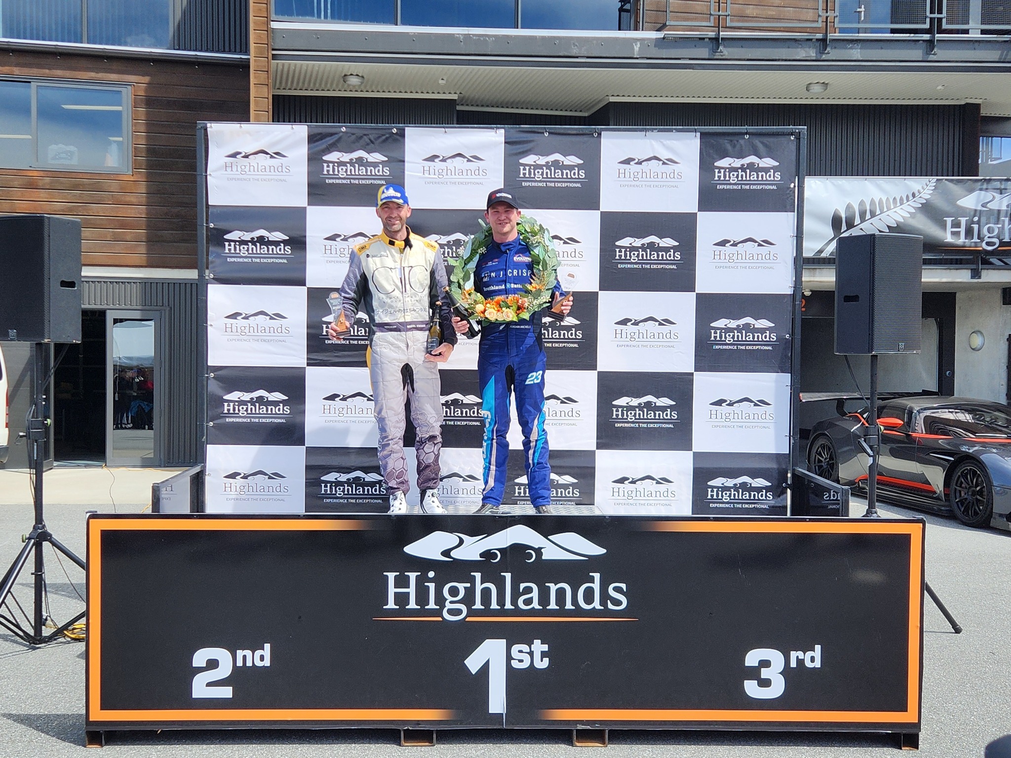 South - Most of the 1 Hour Class 1 2 and 3 podium turned up... but P1 ...