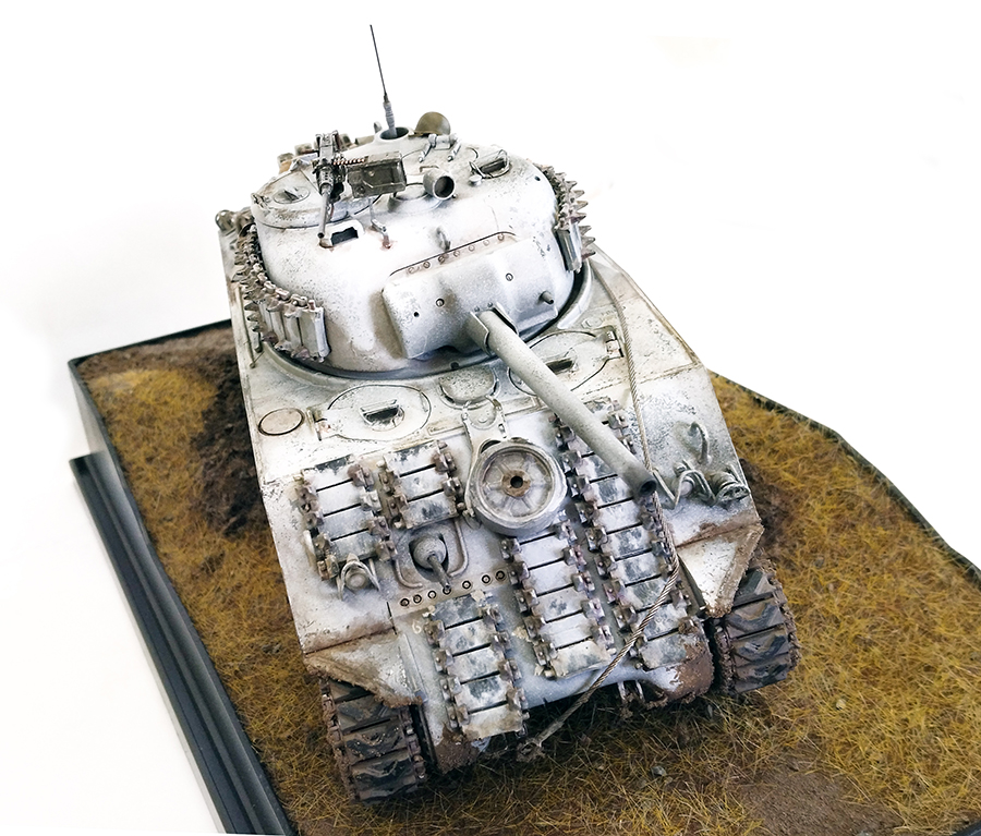 作品紹介】 作品が届きました！ 【35-046】1/35 アメリカ中戦車 M4A3