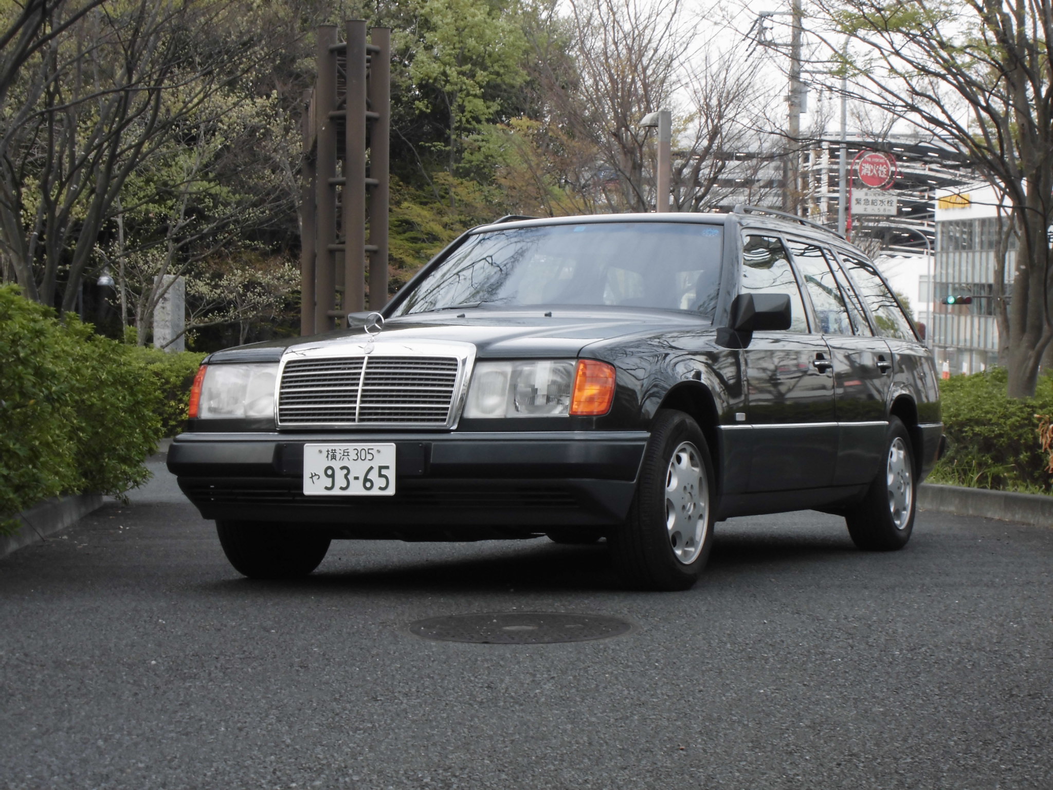 W124 輸入車専門店 メルセデスベンツ 車検整備 メンテナンス 輸入代行 