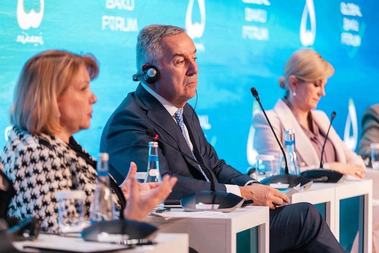 Milo Đukanović - Milo Đukanović added a new photo.