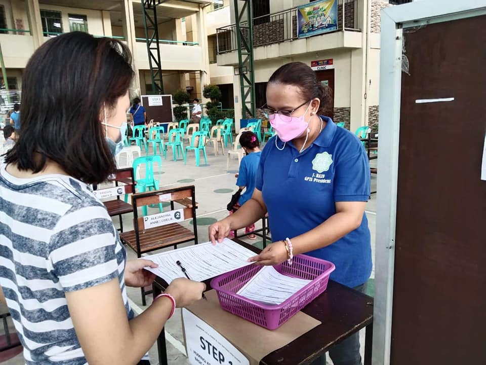 In-Photos: GLAFJENHS conducts enrollment for the incoming Grade 7 ...