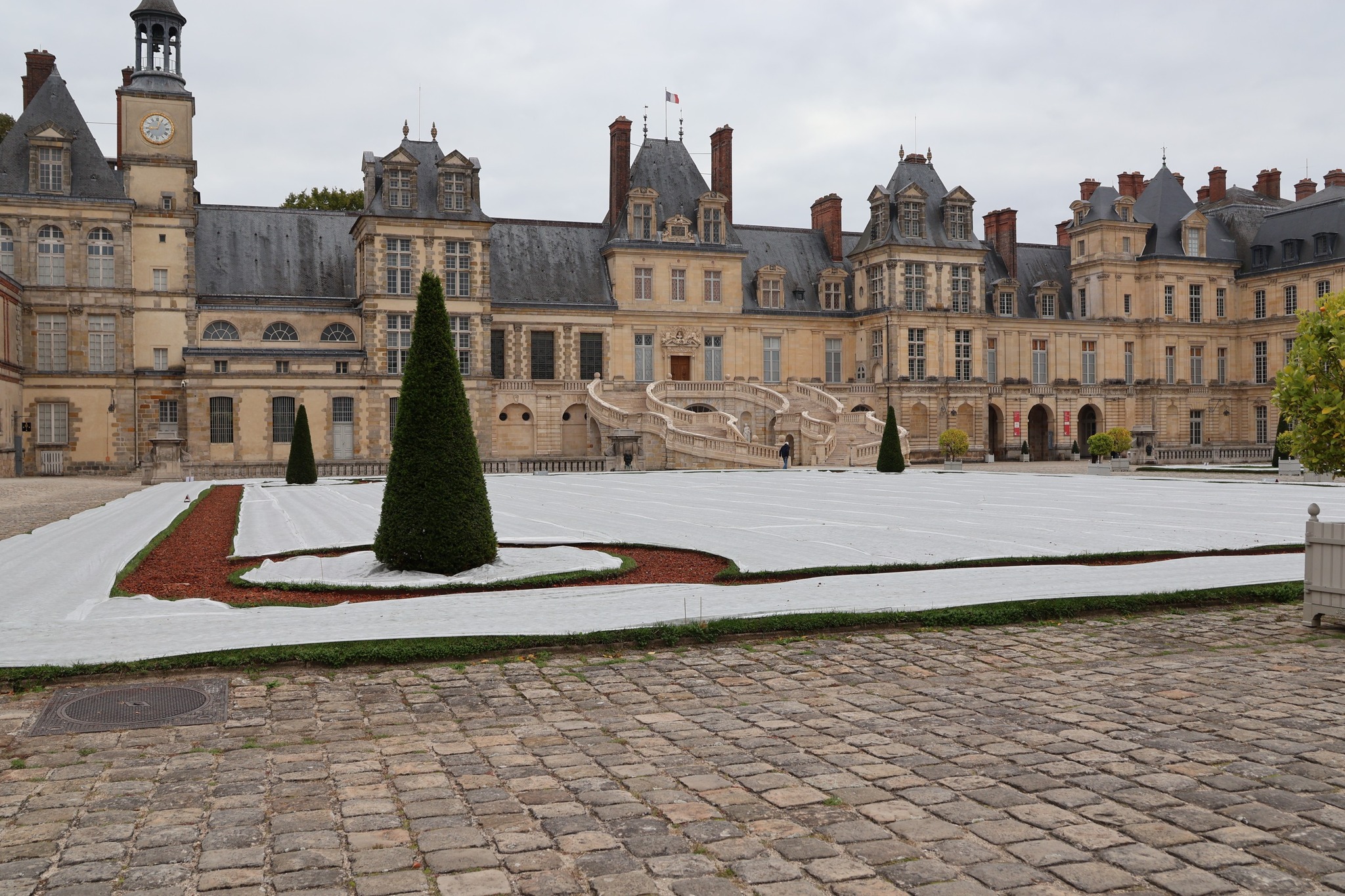 ch-teau-enfin-presque
