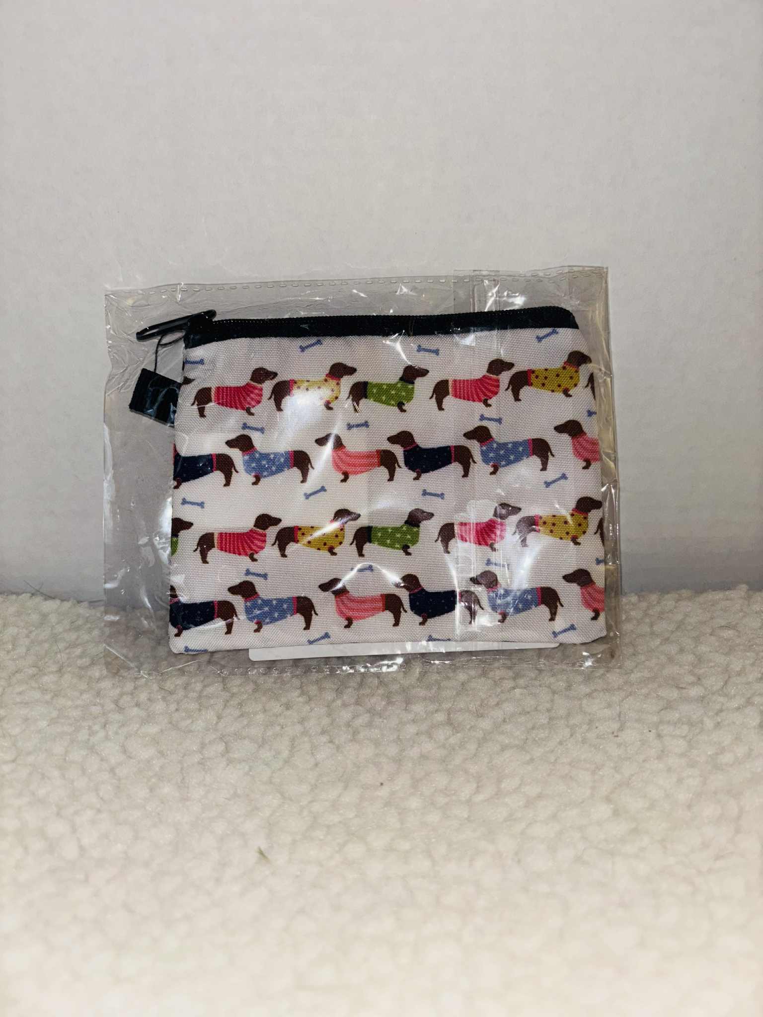 Boxer - Small zippered pouch Starting Bid $4.00 Jump Bid $1.00 Shipping ...