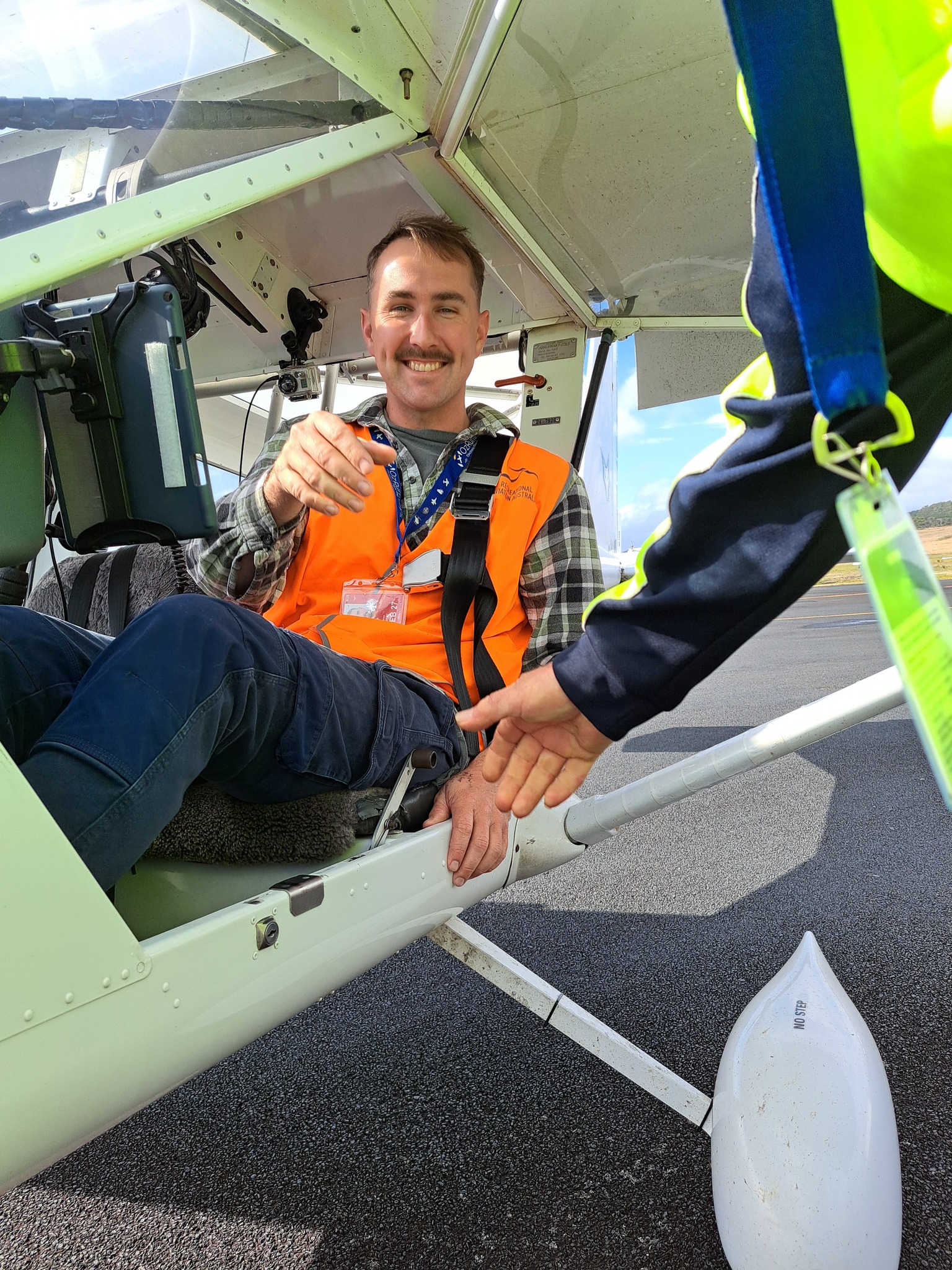 Flying in Tasmania with Peter Reed and Gill Quinn
