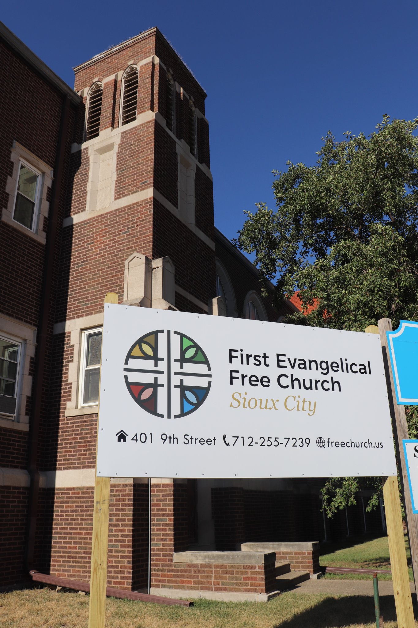 Food Pantry, Wednesday, June 25: 10am-Noon