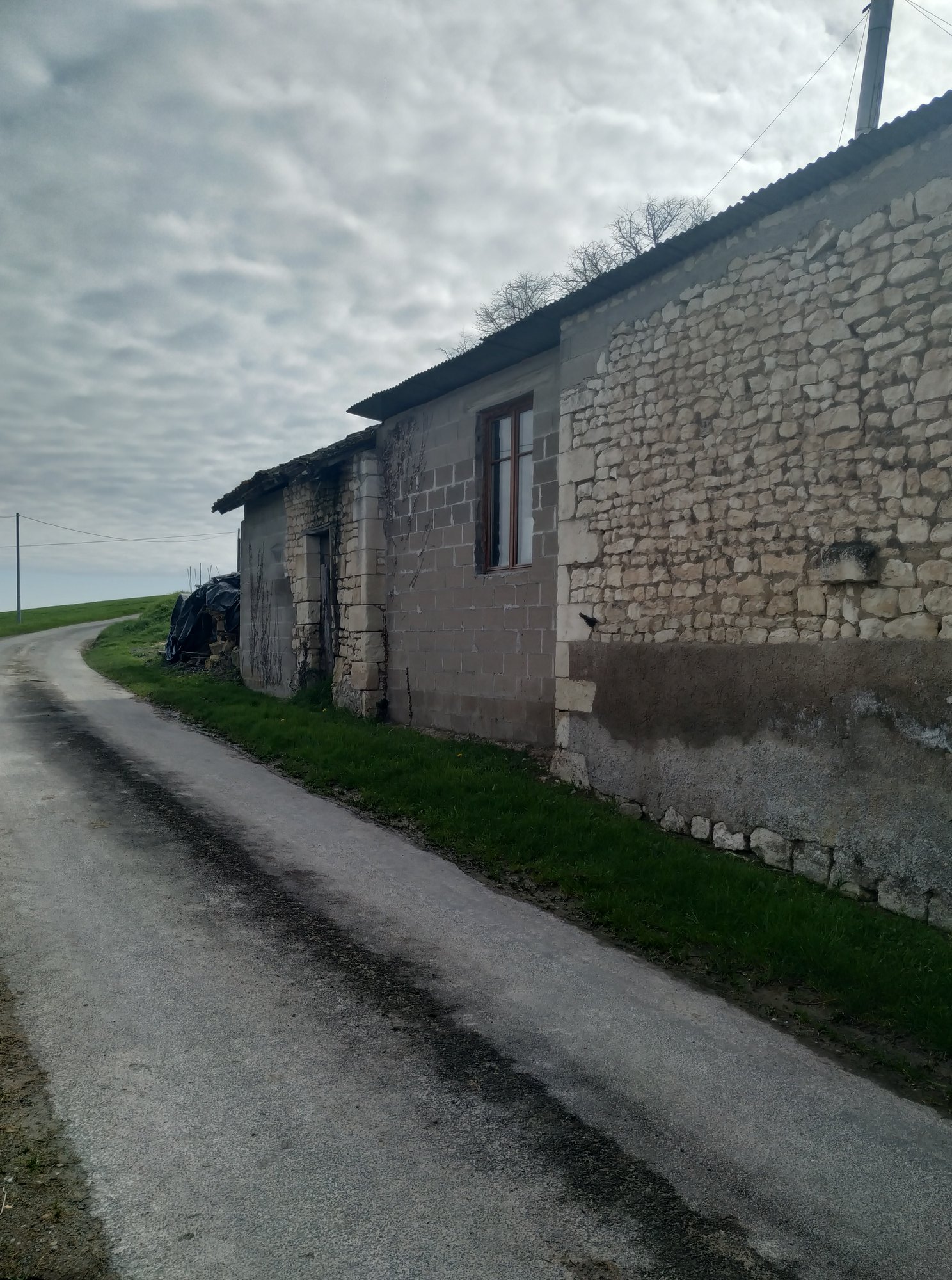 au-four-et-au-moulin-par-ay-sur-vienne