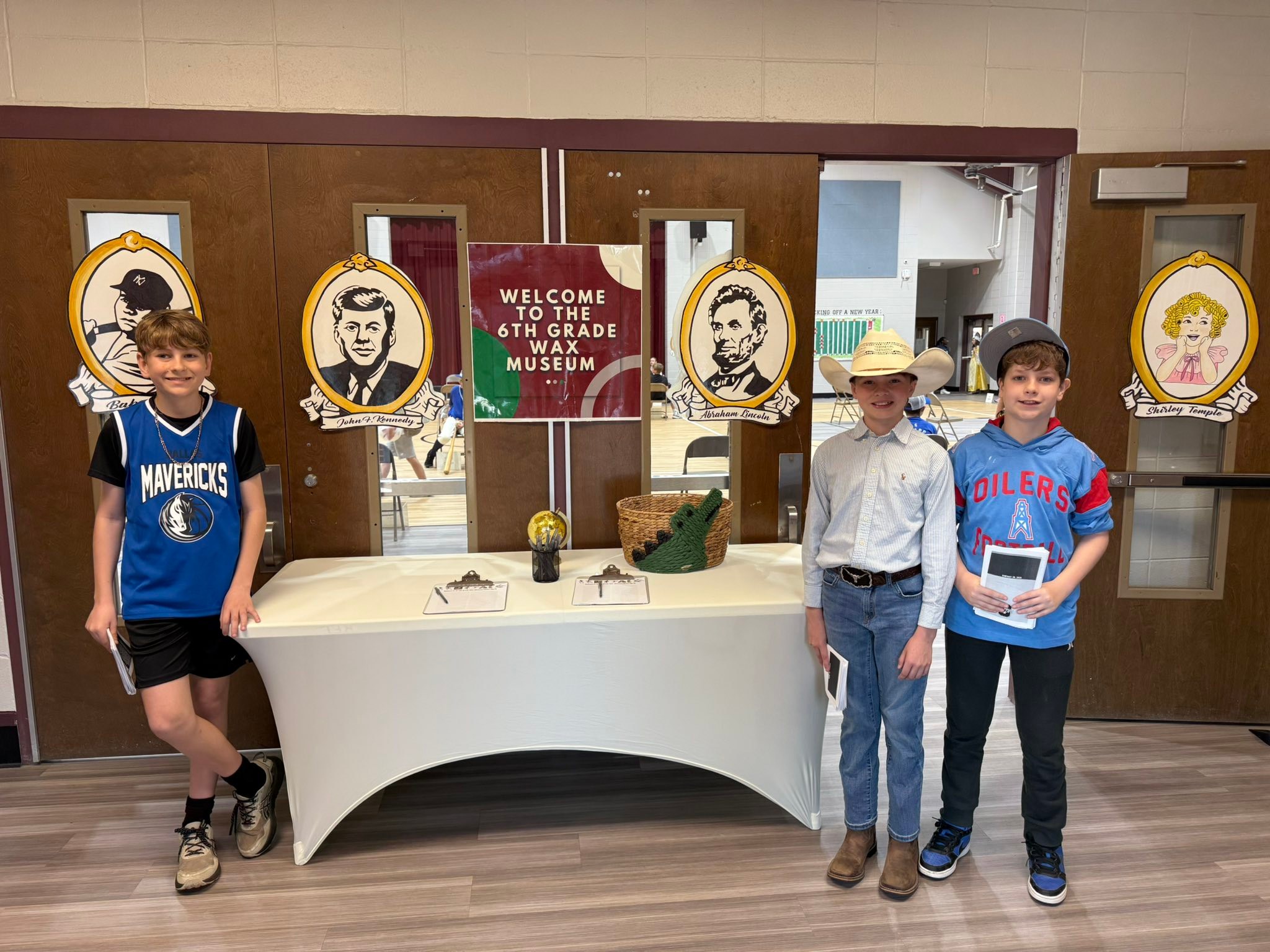 Lee Elementary Sixth Grade Gators
