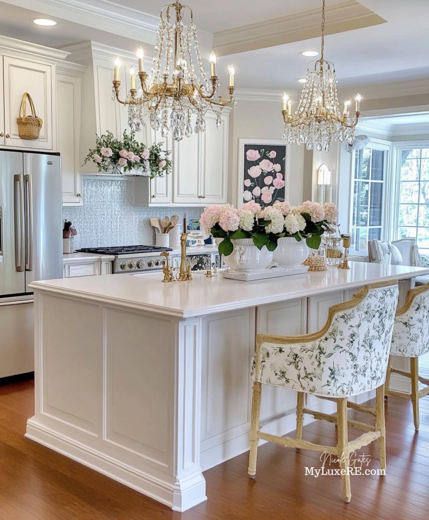 Nicole - This white kitchen feels so elegant. 🤎 Would you keep the ...