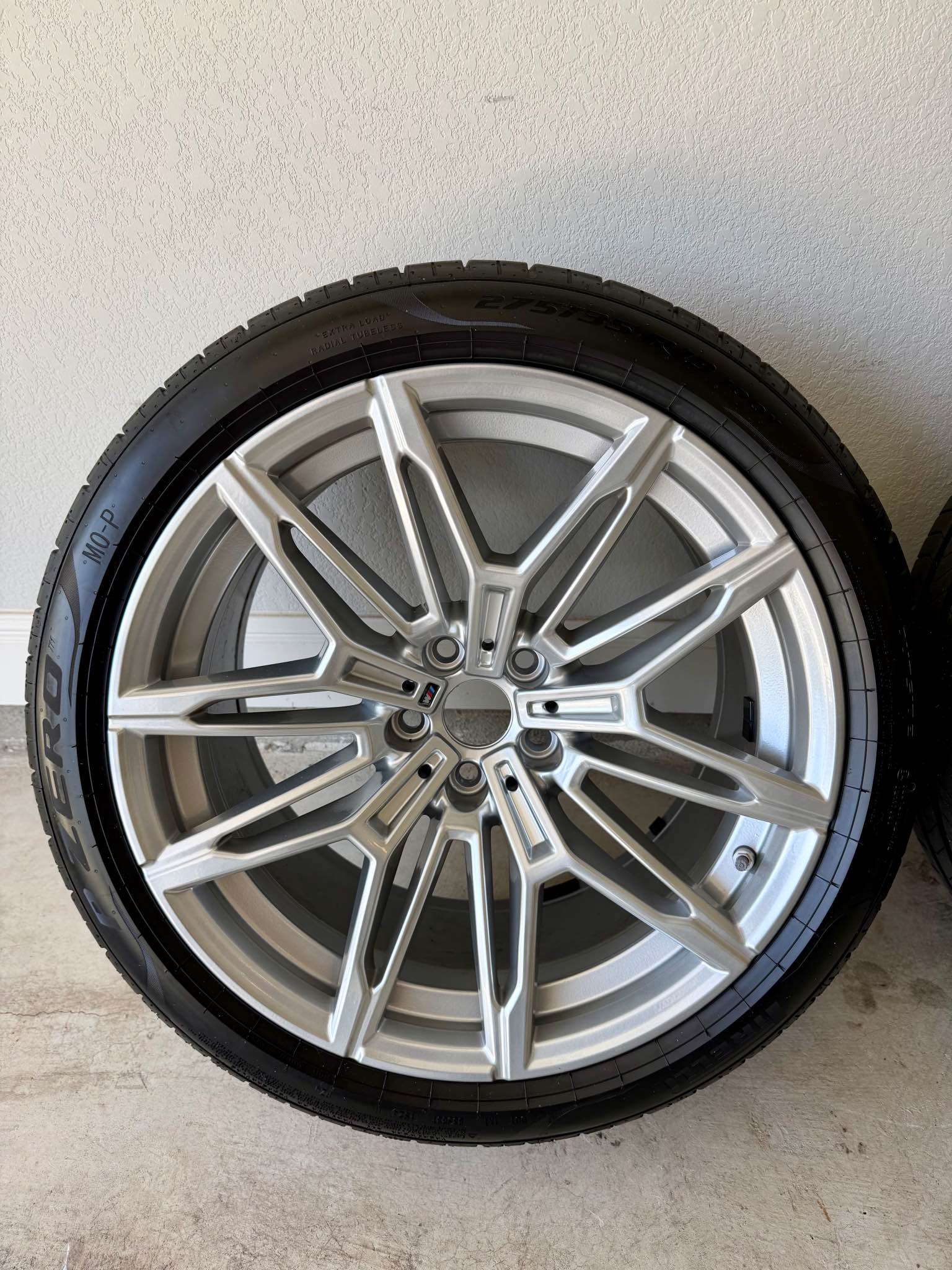 BMW 930M Wheels (w/Tires and TPMS) - Car Wheels, Tires & Parts ...