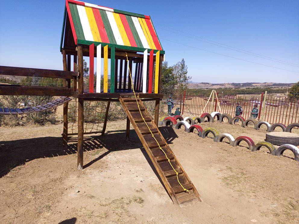 New grade R playing facilities - Khanya primary school