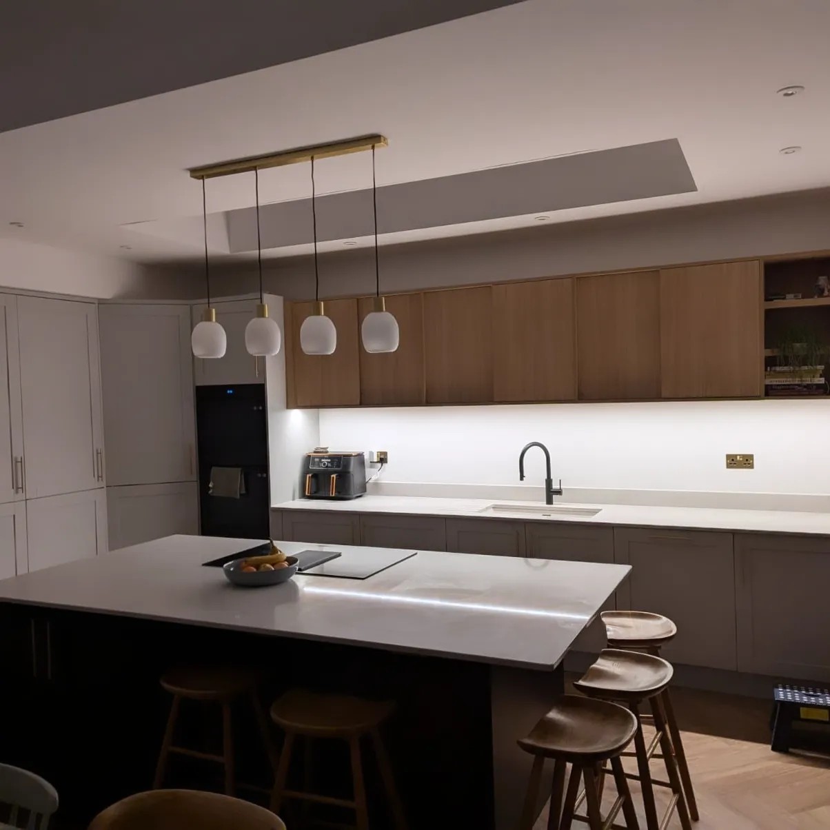 R&M Electrical SW Ltd | Cardiff