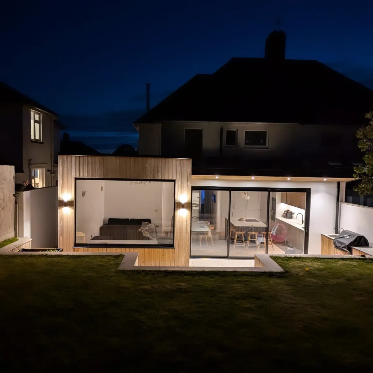 R&M Electrical SW Ltd | Cardiff