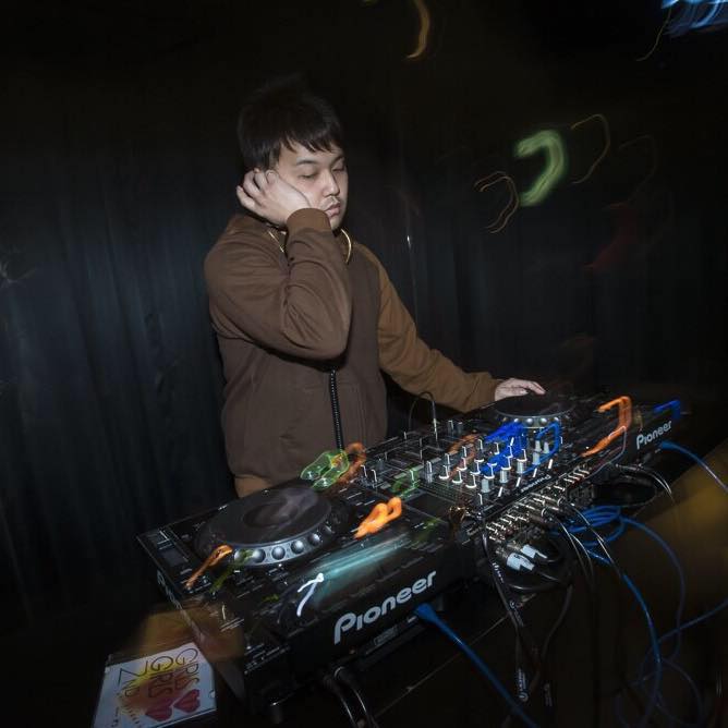 Dj Missile Share The Love Missile Edit ä¸ä»£ç® J Soul Brothers facebook