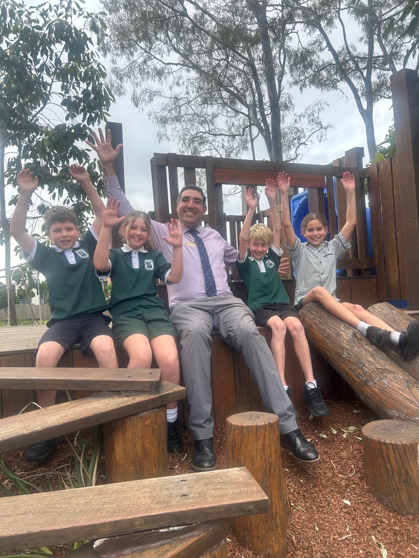 Holy Cross School Wooloowin... - Holy Cross School Wooloowin