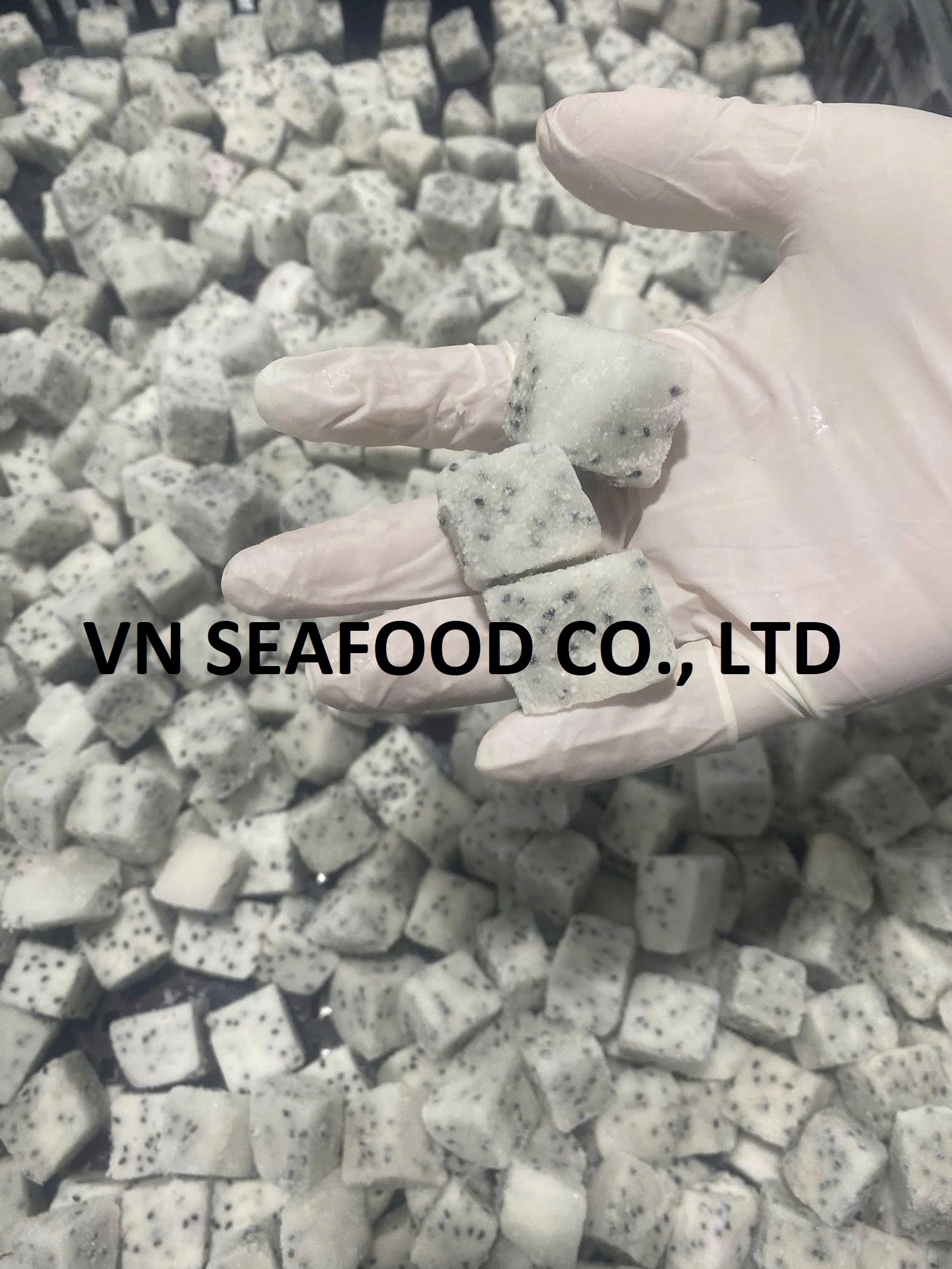 VN Seafood - 📢 FROZEN RED & WHITE DRAGON FRUIT (DICE)... | Facebook