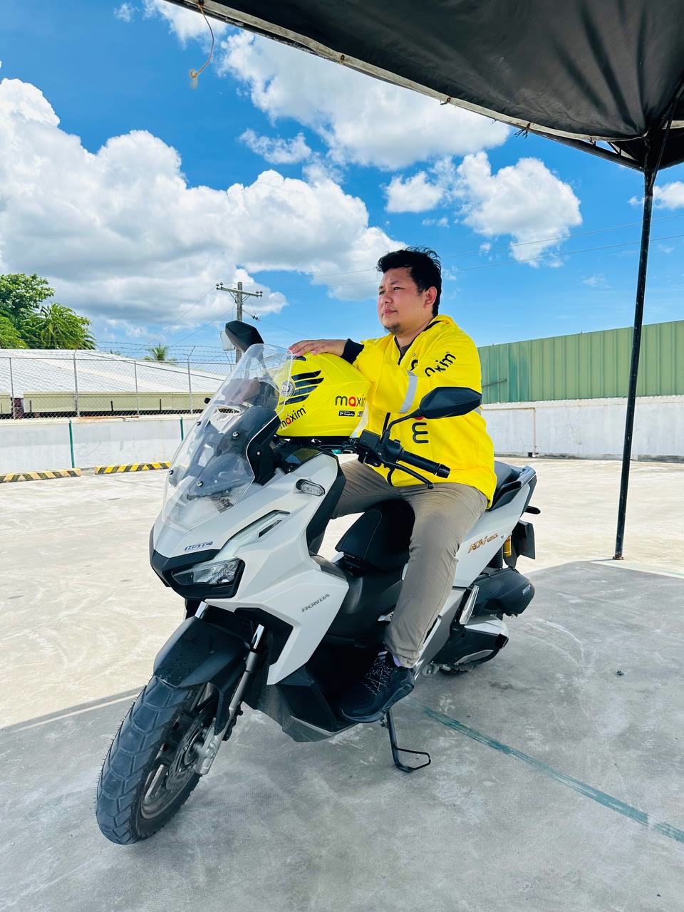 ‼️ HIRING 100 RIDERS ‼️... - Maxim Rides&Food Delivery Butuan | Facebook