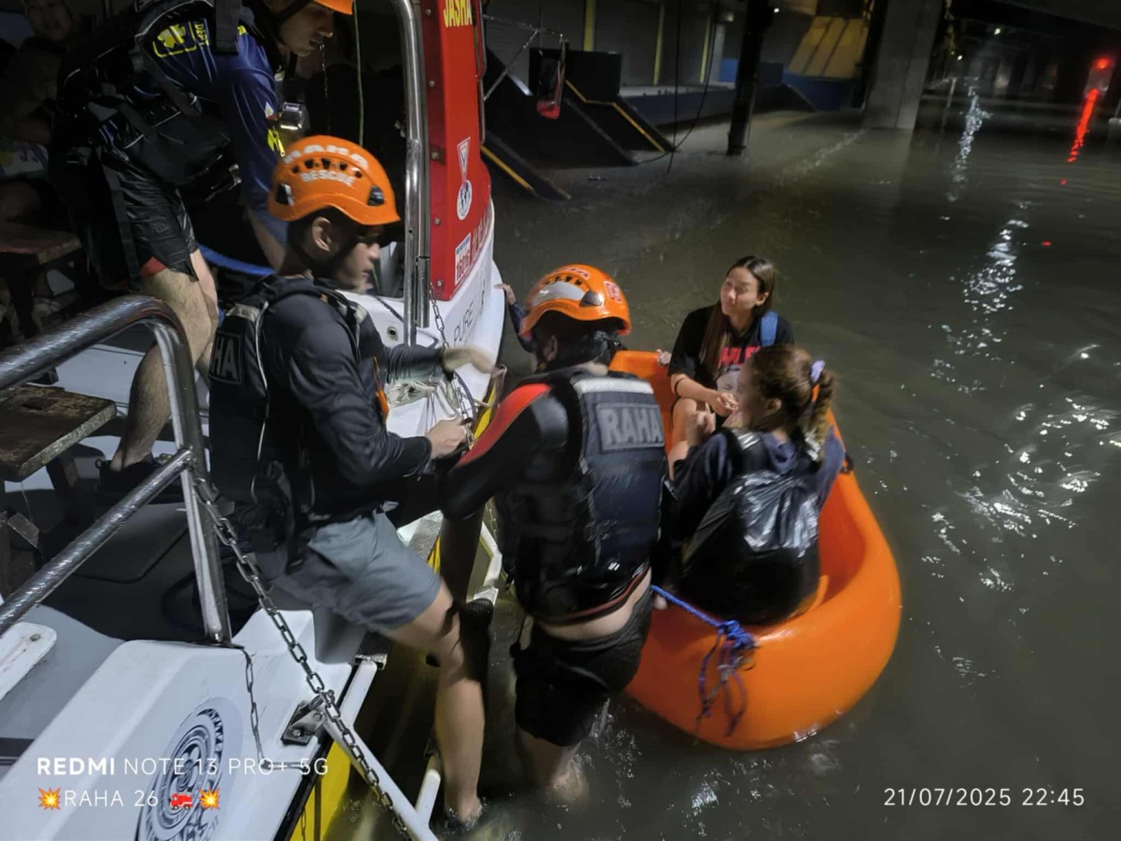 ABS-CBN - Rescuers help stranded individuals affected by floods in ...