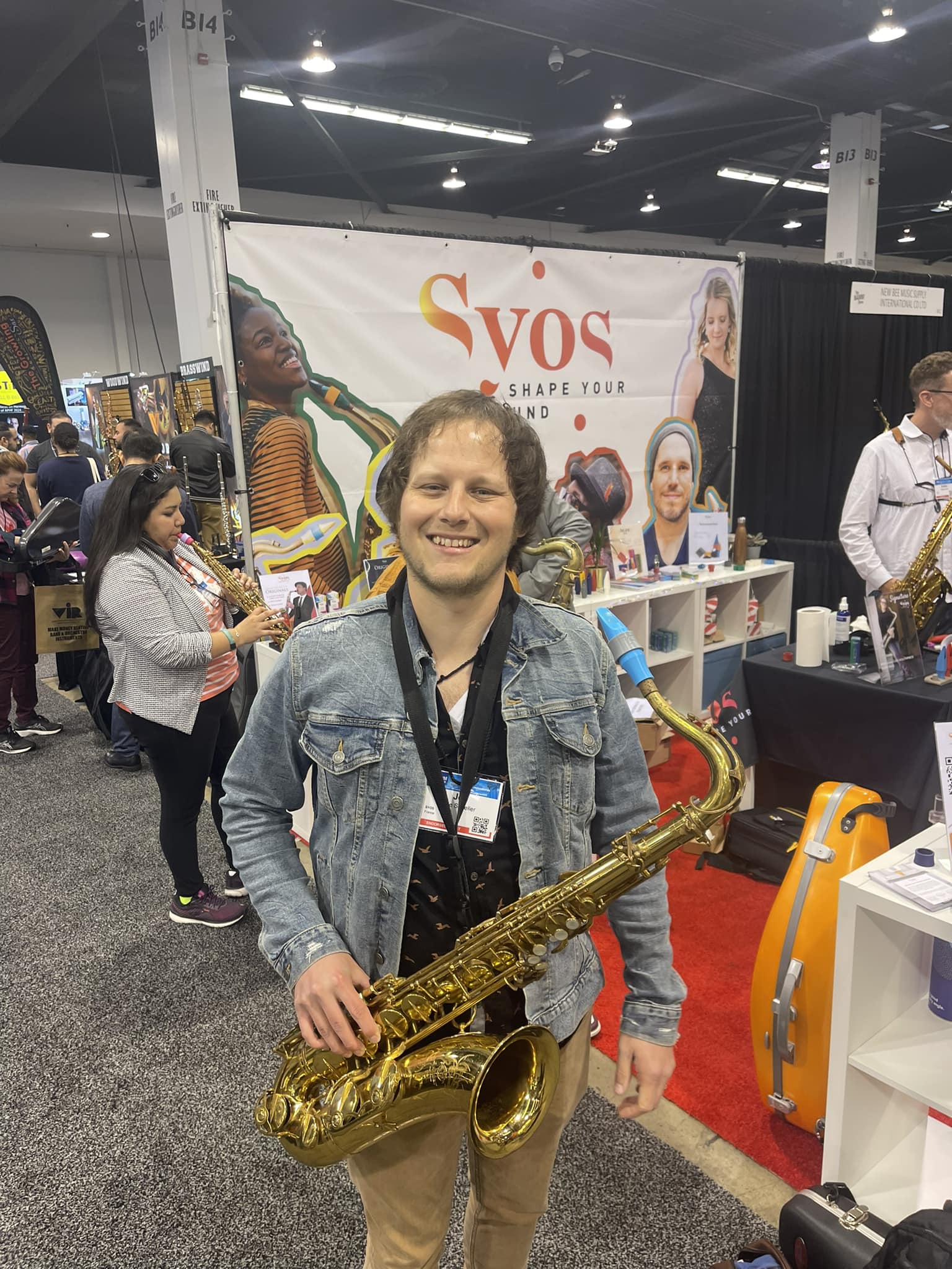 DWB’s Joe Scheller (endorsed by SYOS)... - DEREK WOODS BAND