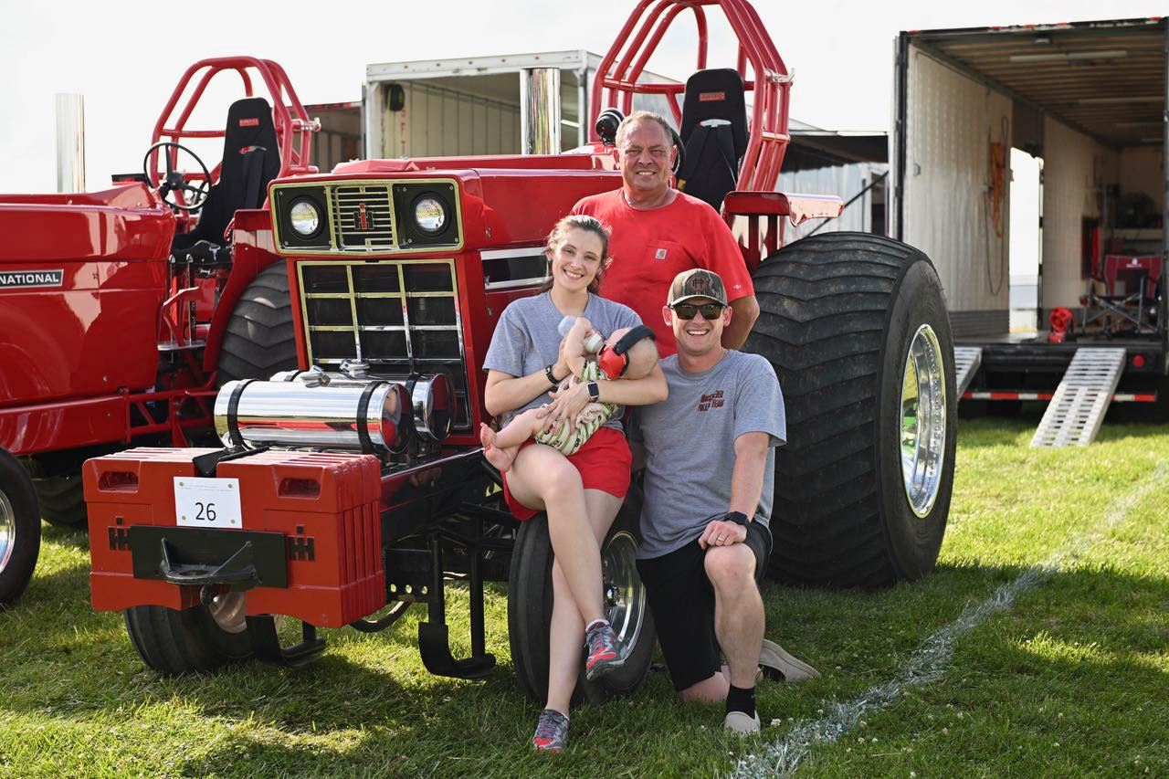 Show Me Showdown... - Show Me Showdown Truck and Tractor Pull