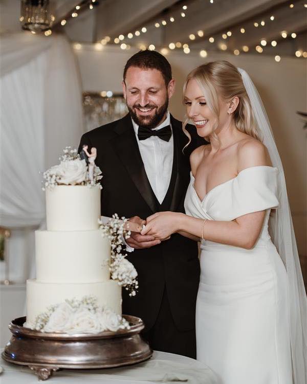 There's something truly special about the cake-cutting moment
