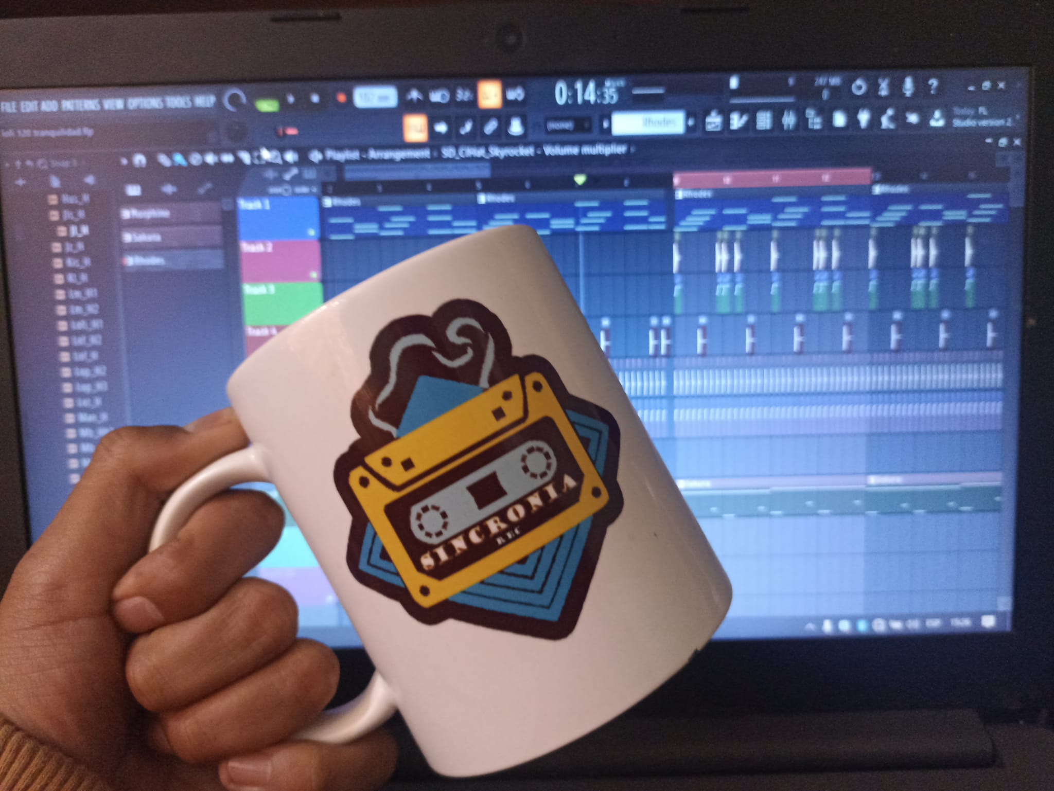PINtac - Personaliza tu taza con el logo de tu...