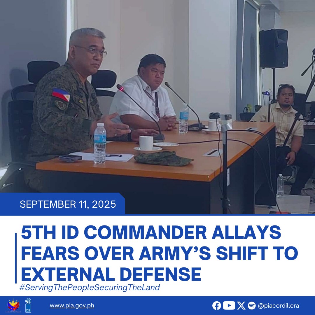 Major General Gulliver Señires, commander of the Philippine Army’s 5th ...