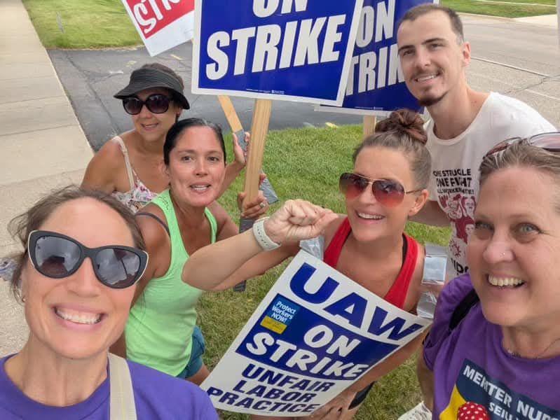 UAW Local 95 - Today on Mercy east picket line! Meriter... | Facebook