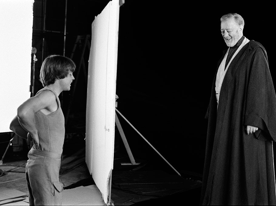 Every - Alec Guinness with Mark Hamill on the set of 