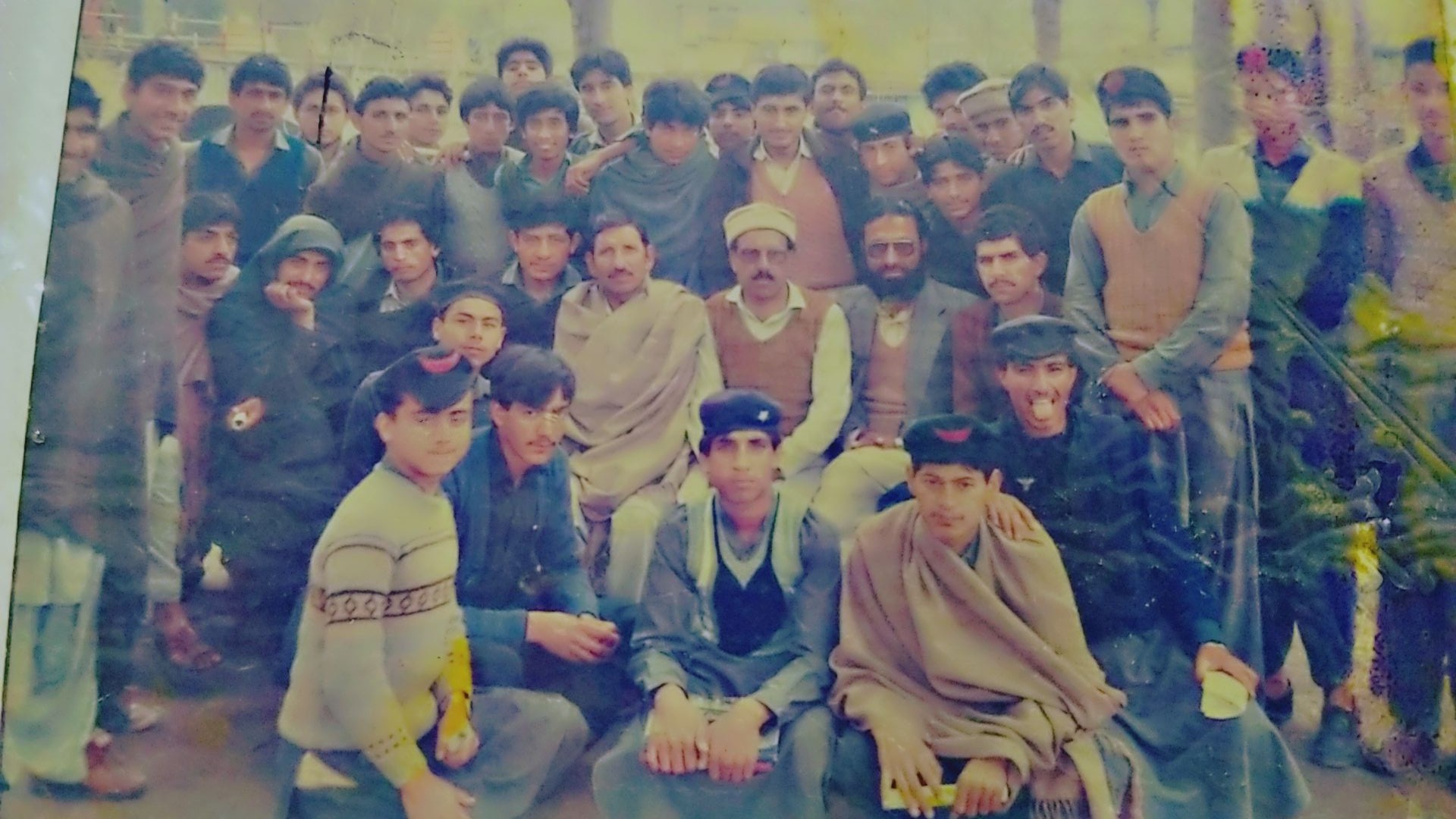 The Yusafzai - کللہ چی بہ دا سکولز مقابلے وے اور ملابابا والا بہ مقابلے ...