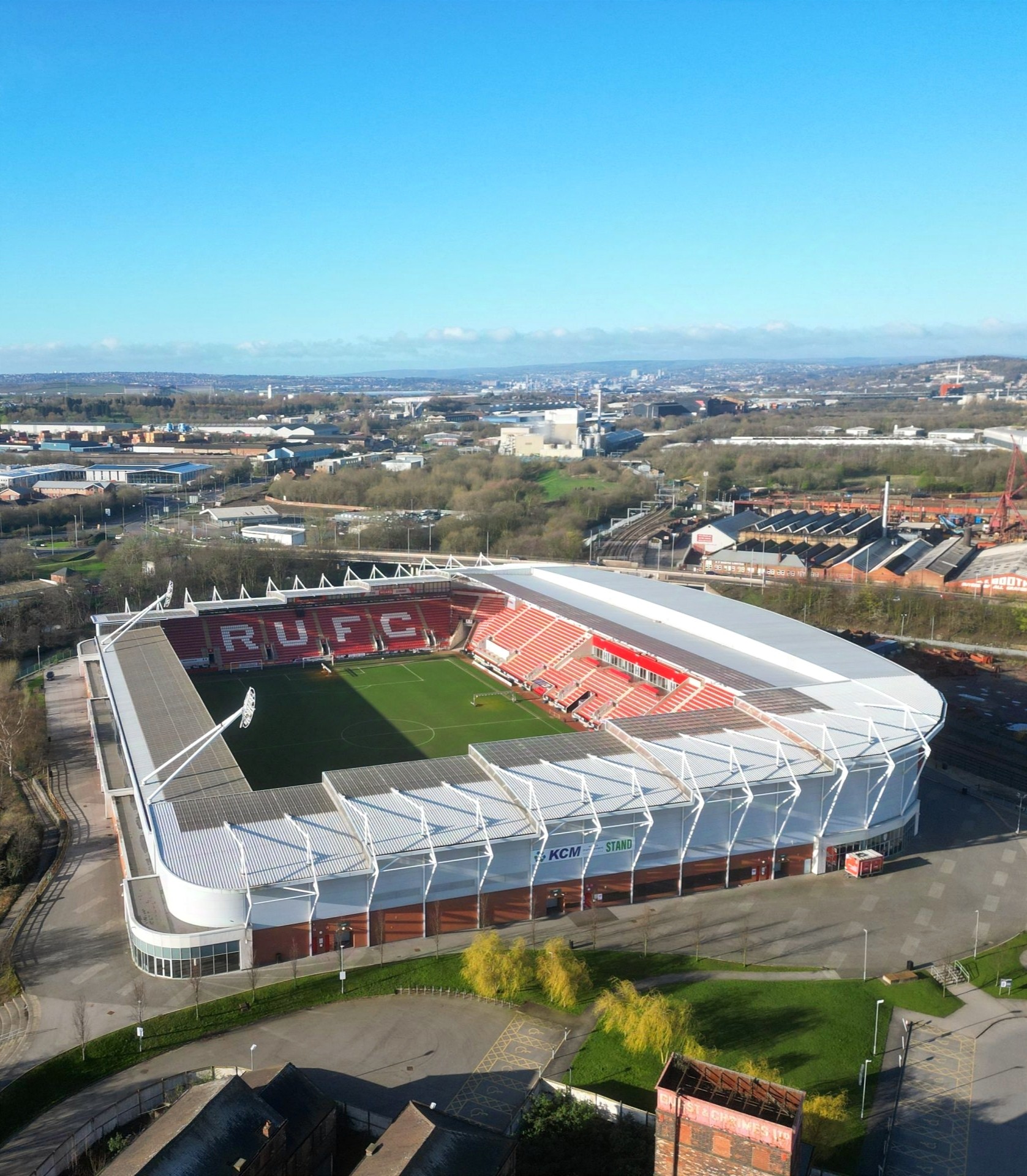 Football - 🏟️ AESSEAL New York Stadium (12.021) 🏴󠁧󠁢󠁥󠁮󠁧󠁿 Rotherham ...