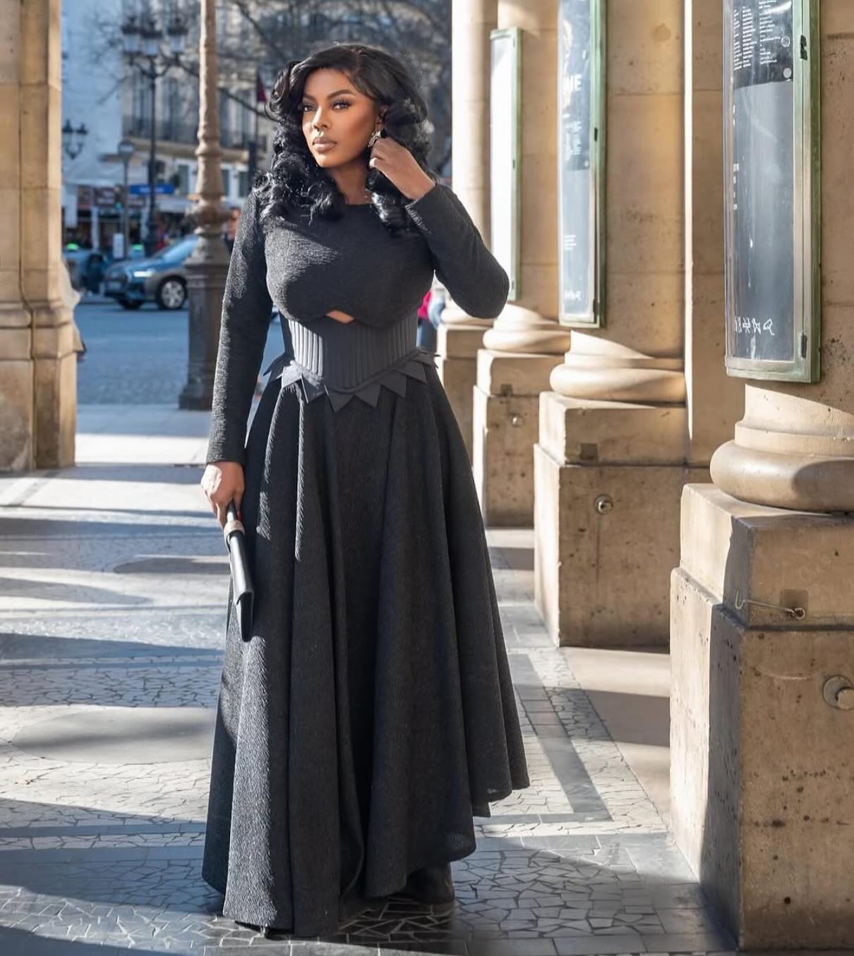 This striking ensemble worn by Nana Aba features a structured 