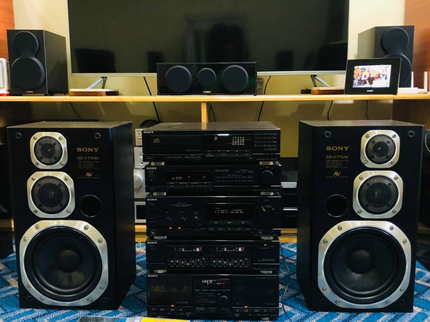 Sony V725 盛っ