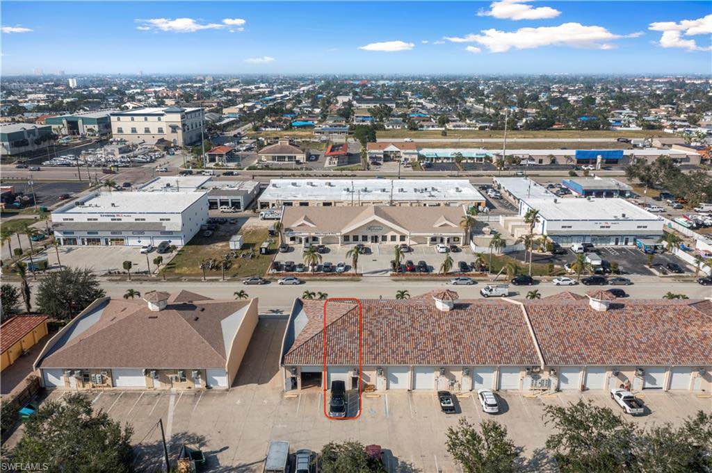 Commercial warehouse/office for rent in South Cape Coral - Property ...