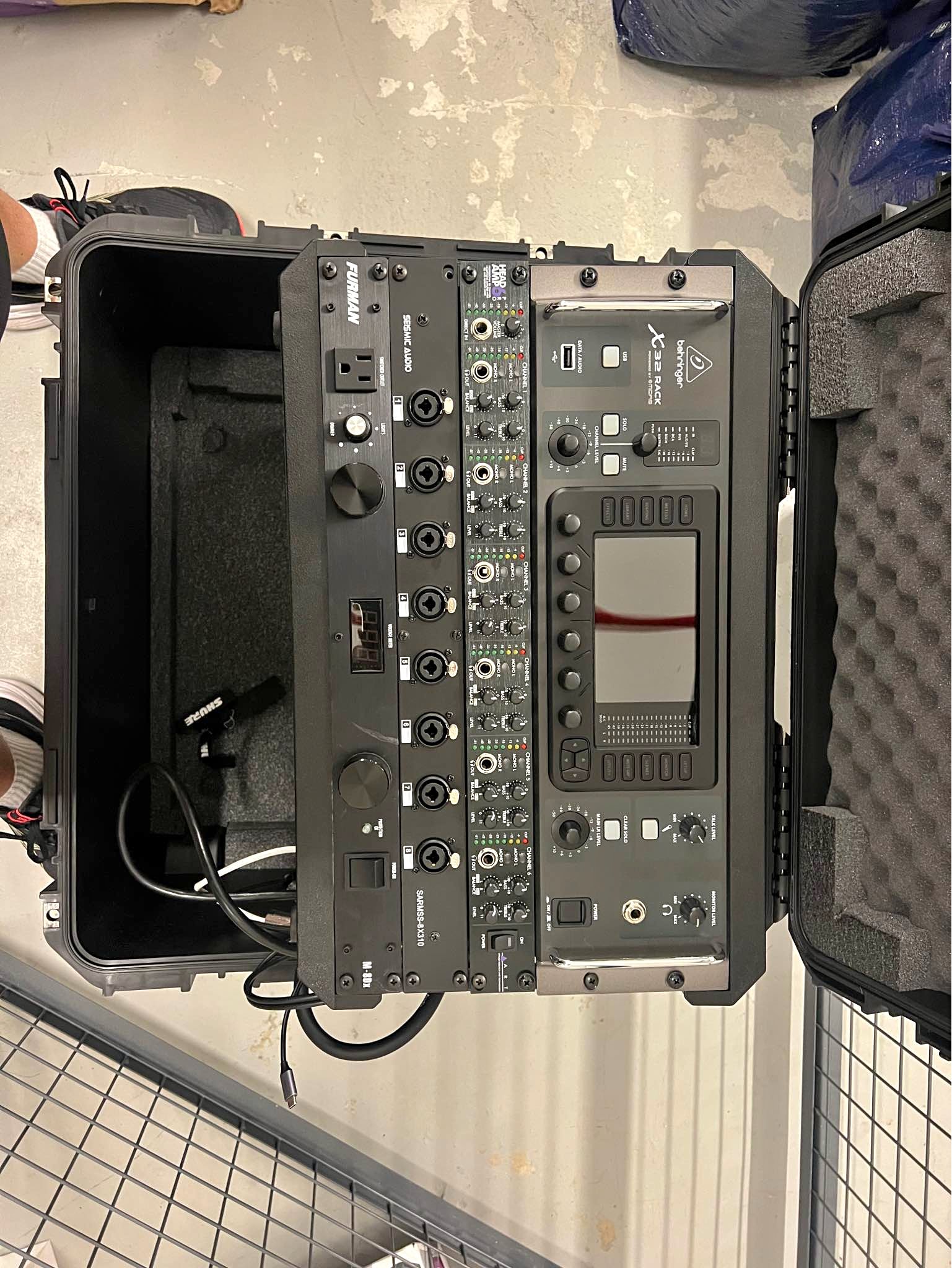 Touring IEM Flight Rig w/ X32 - Multi Effects Pedals - New York, New ...