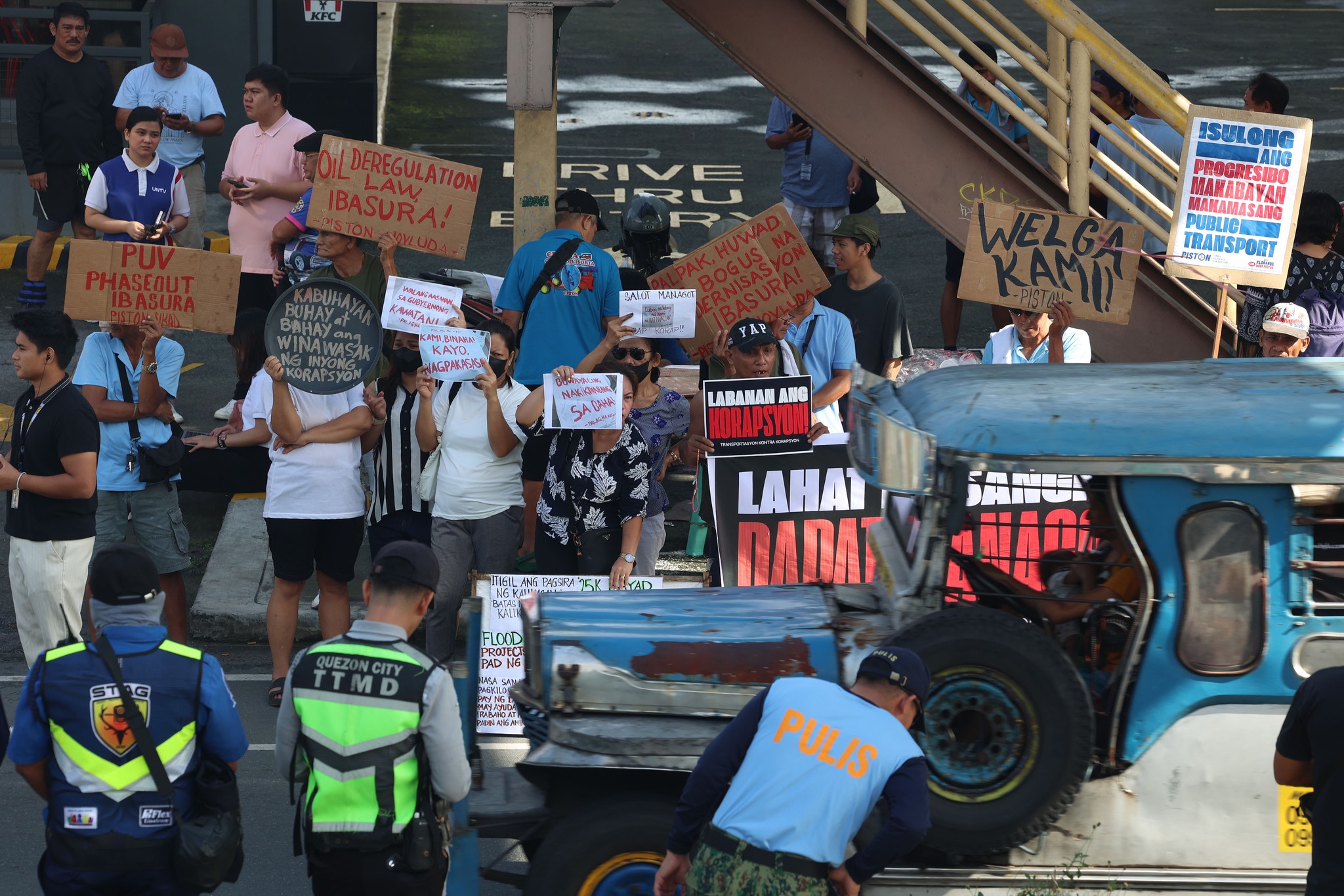 Philstar.com - TIGIL-PASADA LABAN SA KORAPSYON Drivers and operators of ...