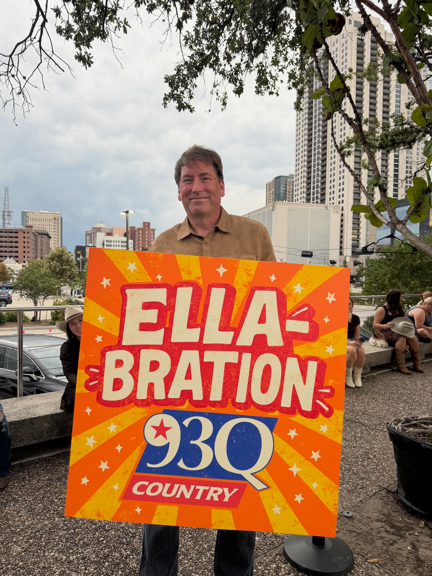 93Q Houston - 93Q Houston added a new photo — at 713 Music...