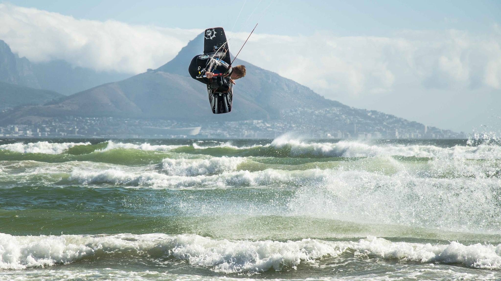 Dominik Wallner - Kiteboarding - Cape town, the mothercity is such a ...